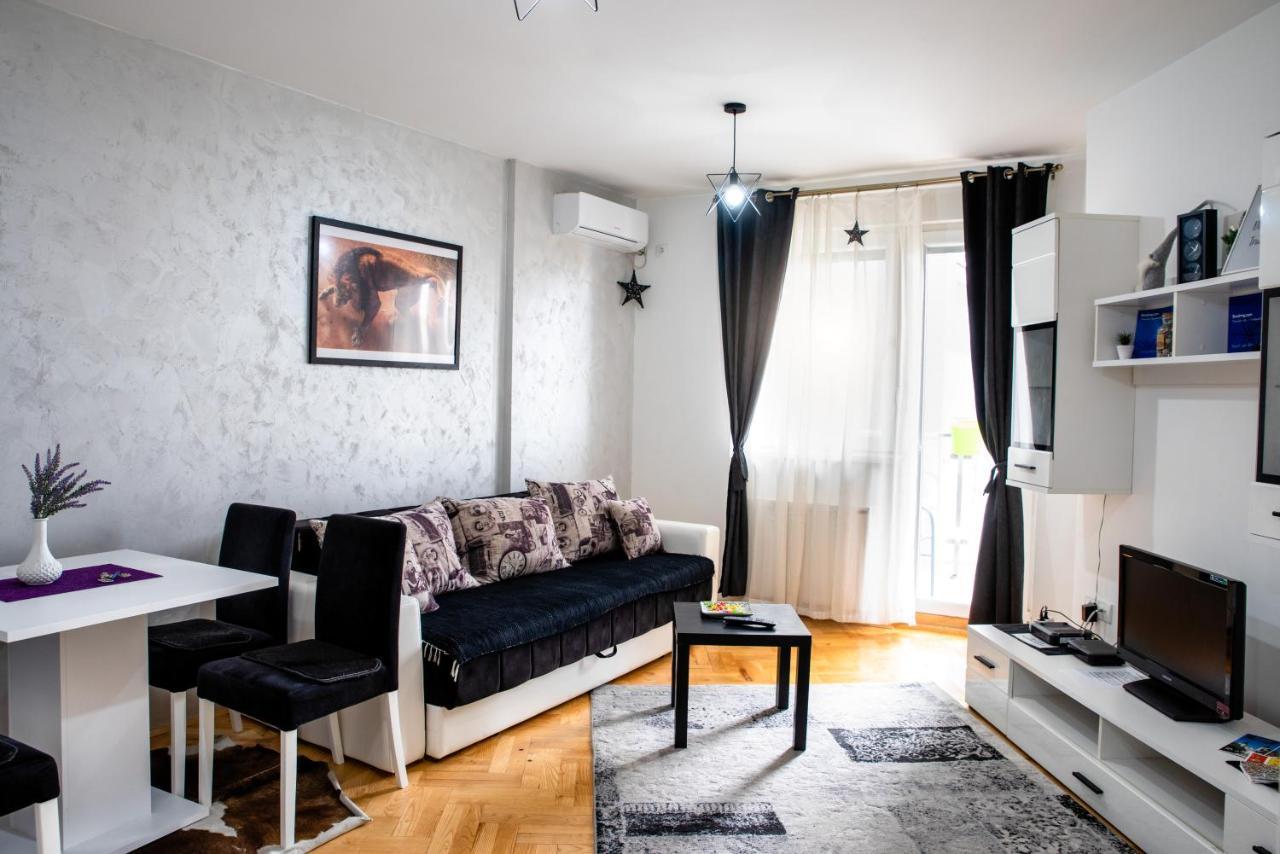 Апартаменты Apartman Black Star Нови-Сад Экстерьер фото