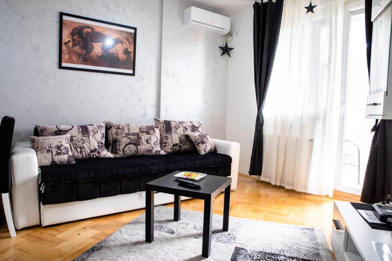 Апартаменты Apartman Black Star Нови-Сад Экстерьер фото