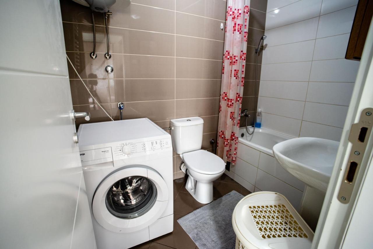Апартаменты Apartman Black Star Нови-Сад Экстерьер фото